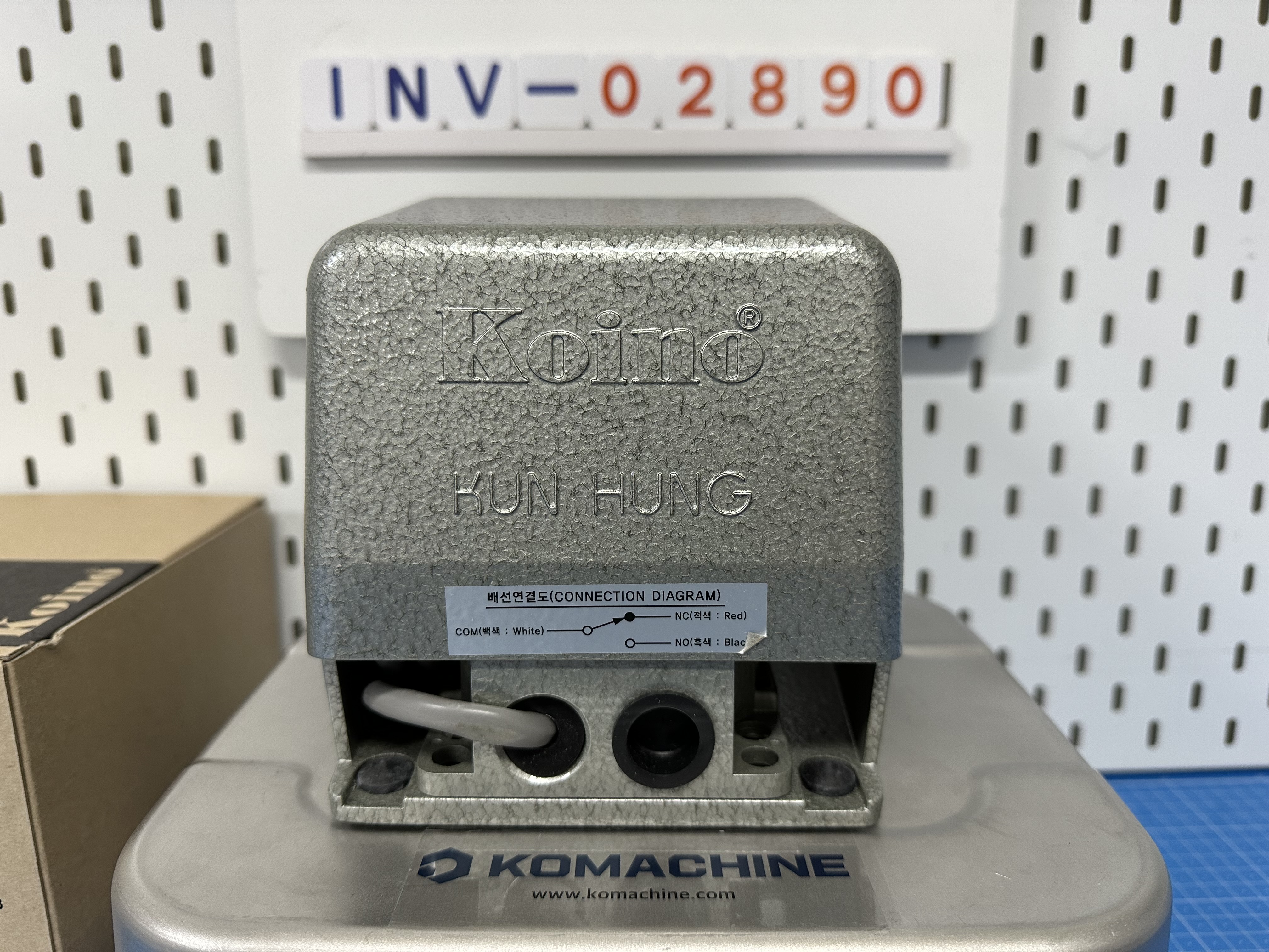 KH-8115 / KOINO Foot Switch / KUN HUNG ELECTRIC (KOINO)