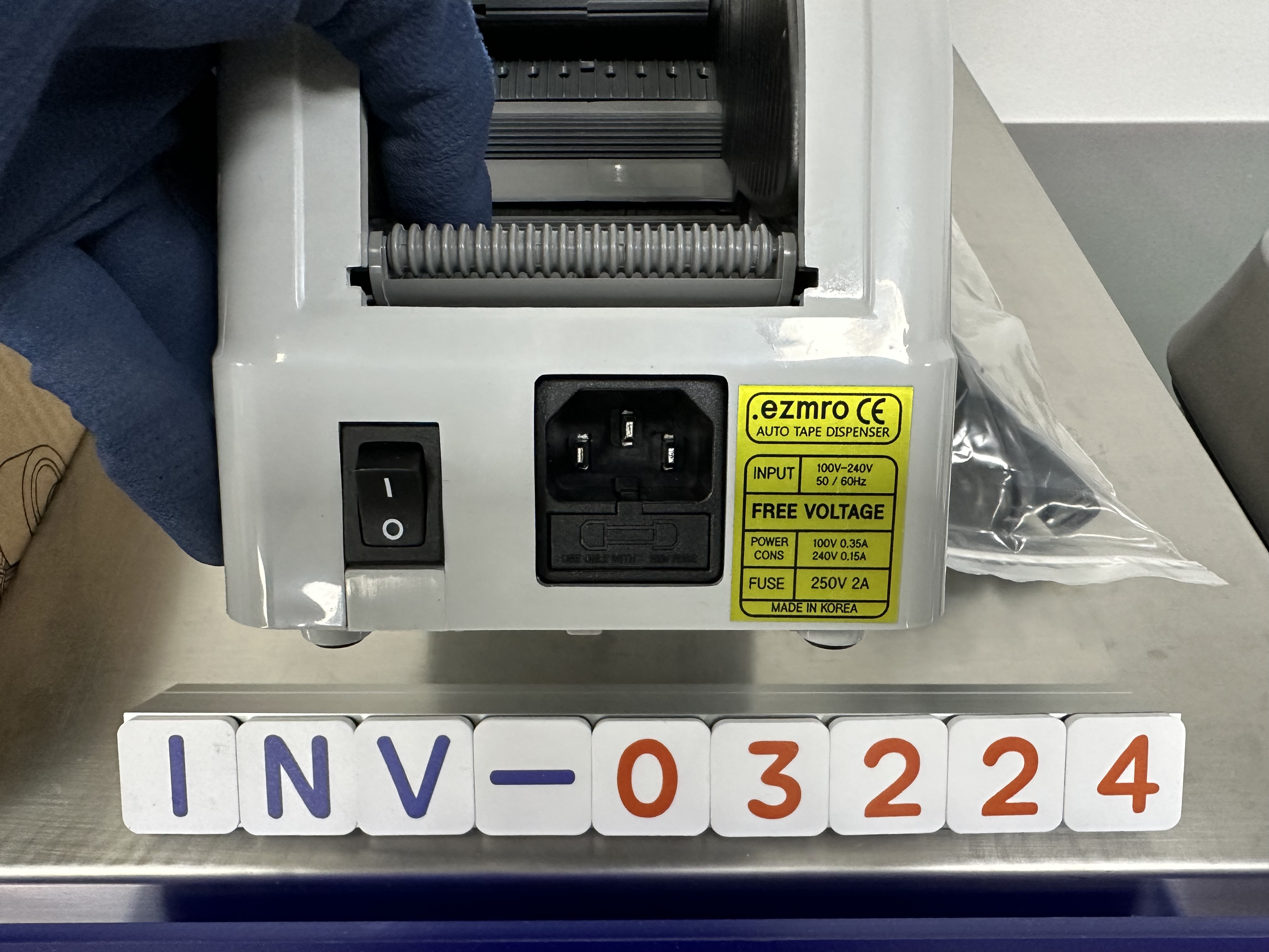 RT-7700 / Tape Dispenser / EZMRO