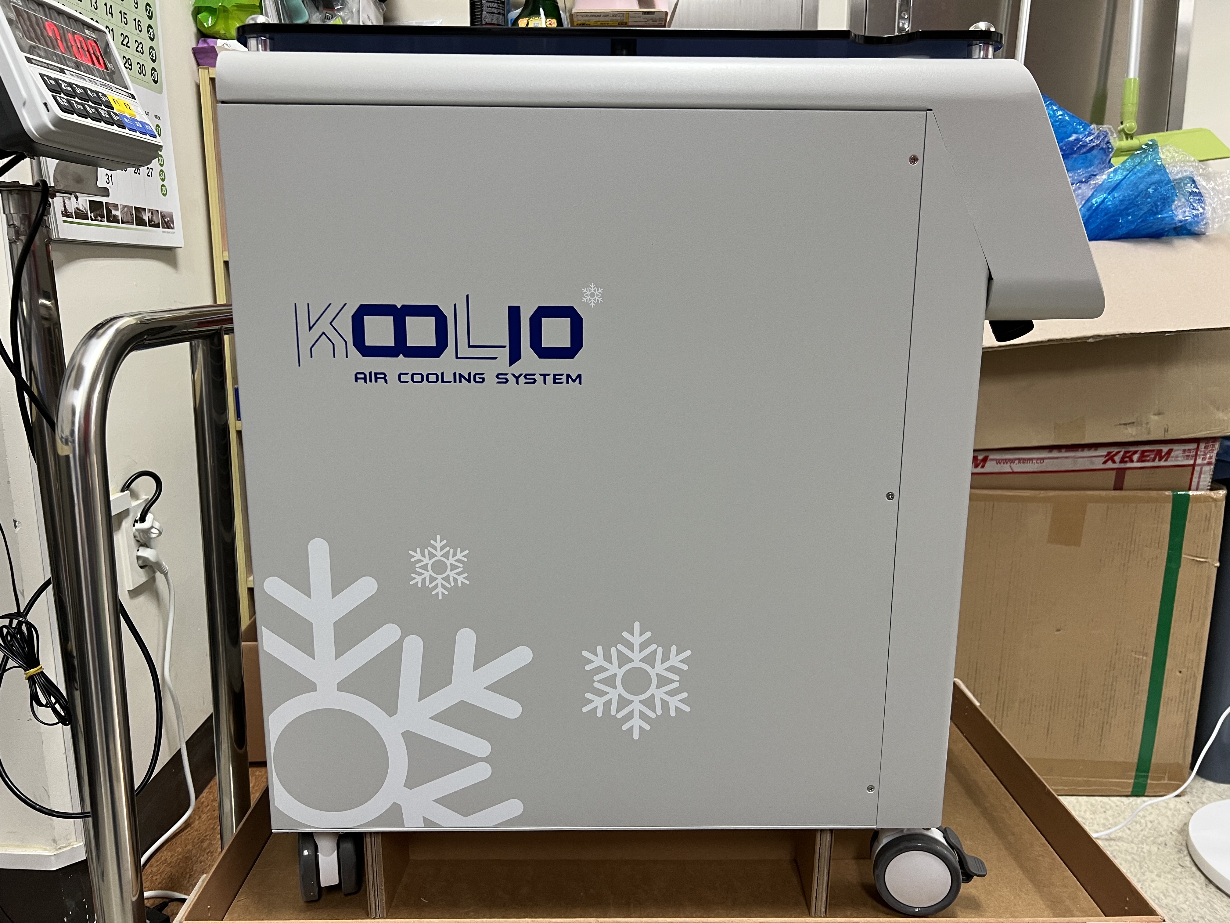 Koolio / Skin Rejuvenation Air Chiller / DAOL MED