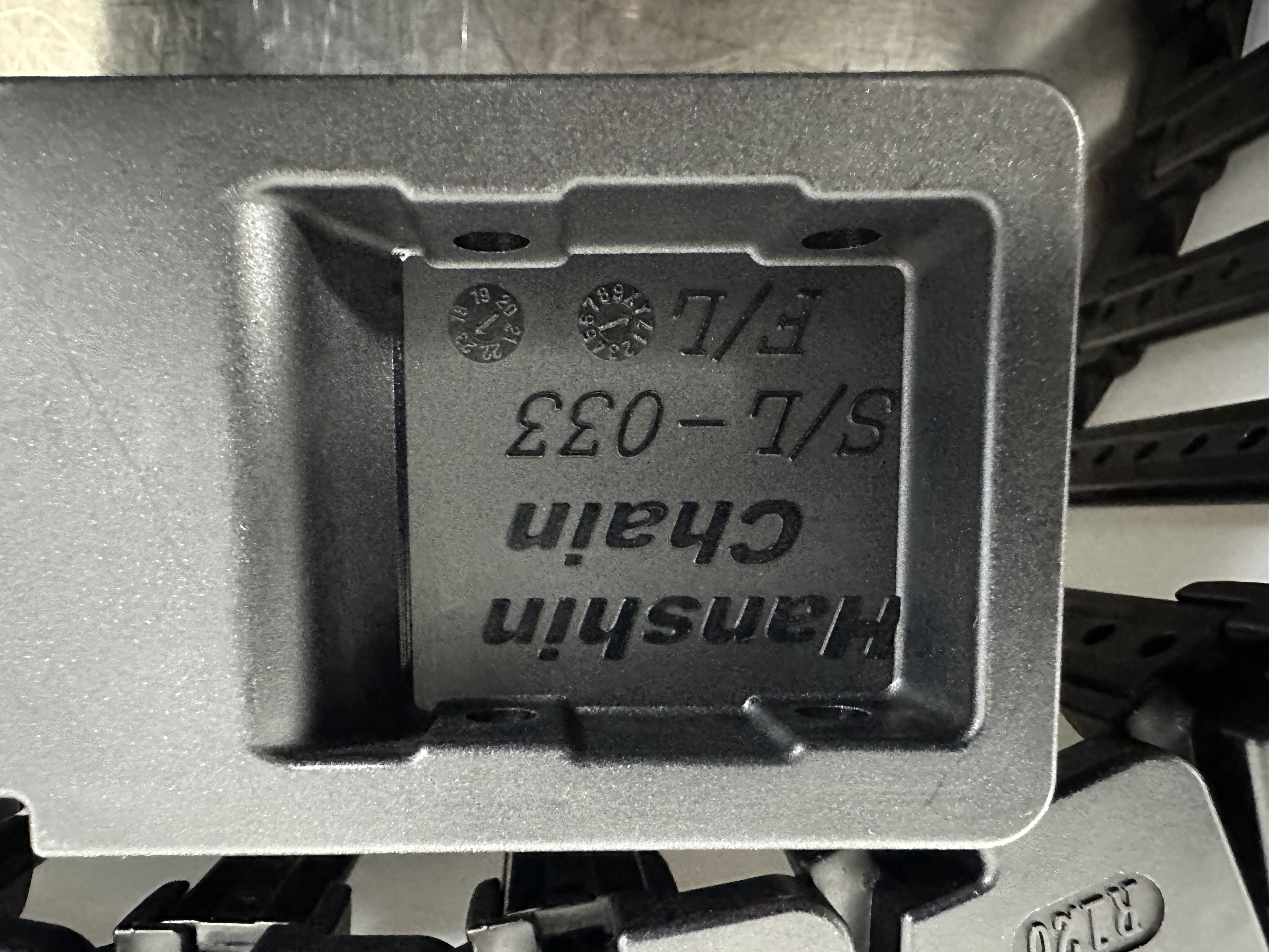SL-033-120R-B68-2211L / HST Pad / HANSHIN CHAIN