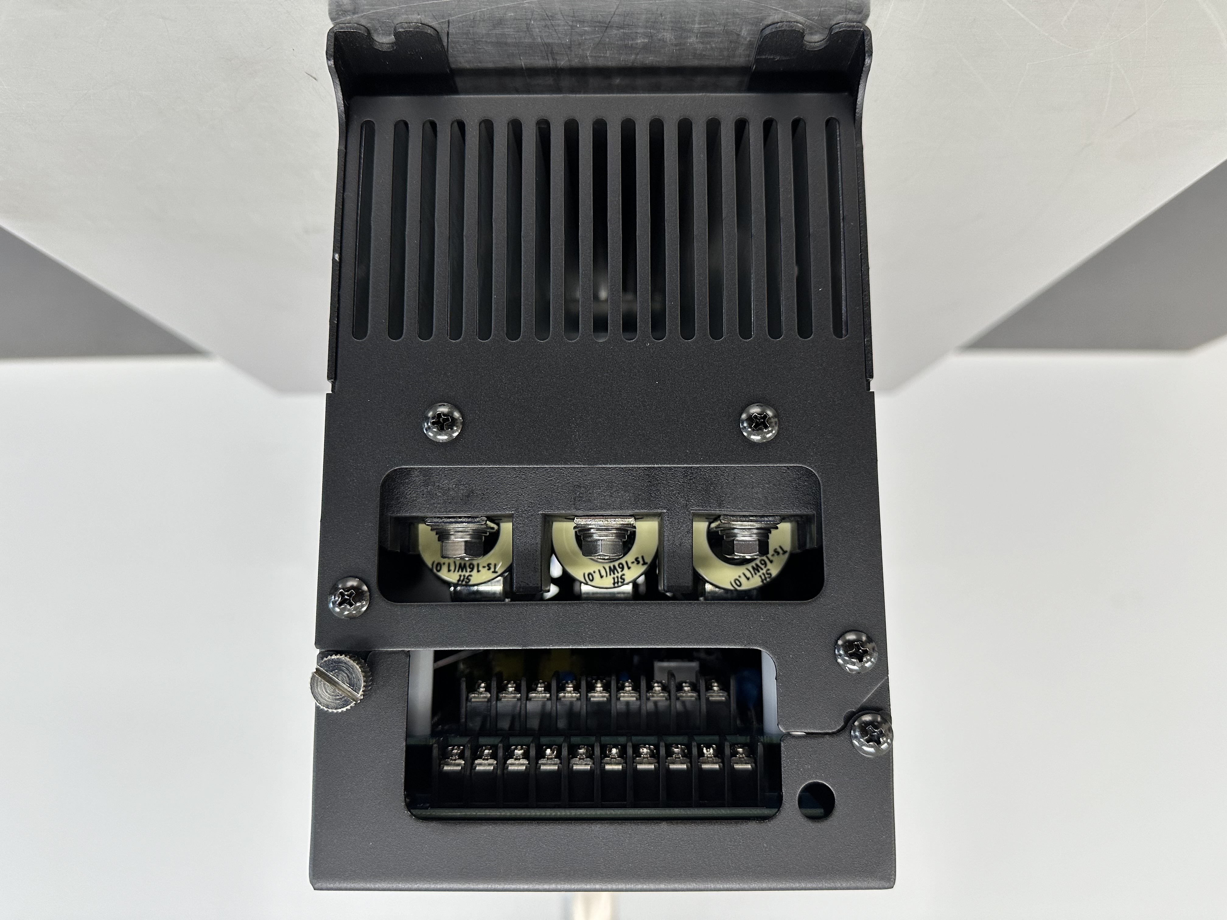 PION-D3W-070-00 / SCR Unit / PIONENG