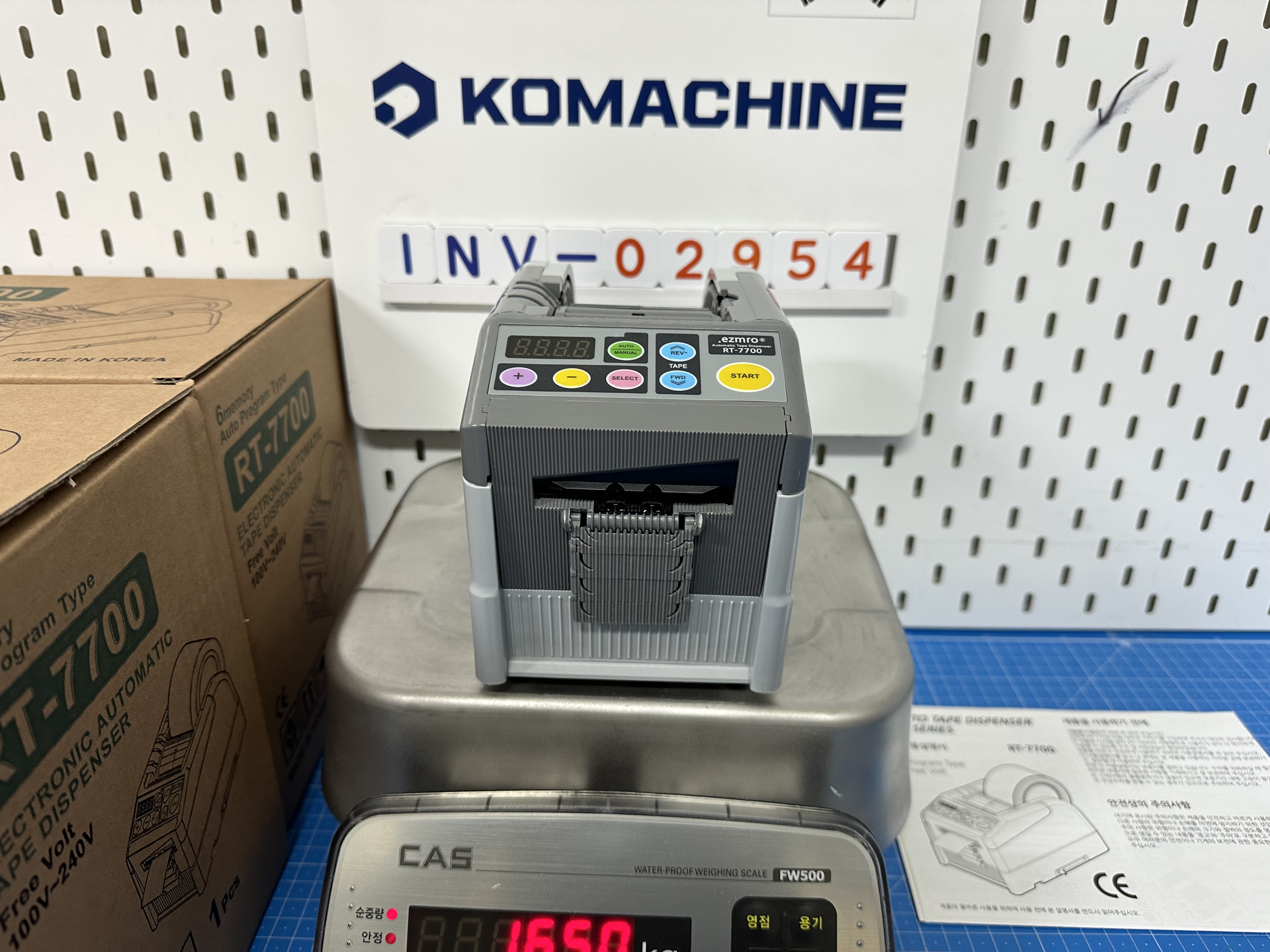 RT-7700 / Tape Dispenser / EZMRO