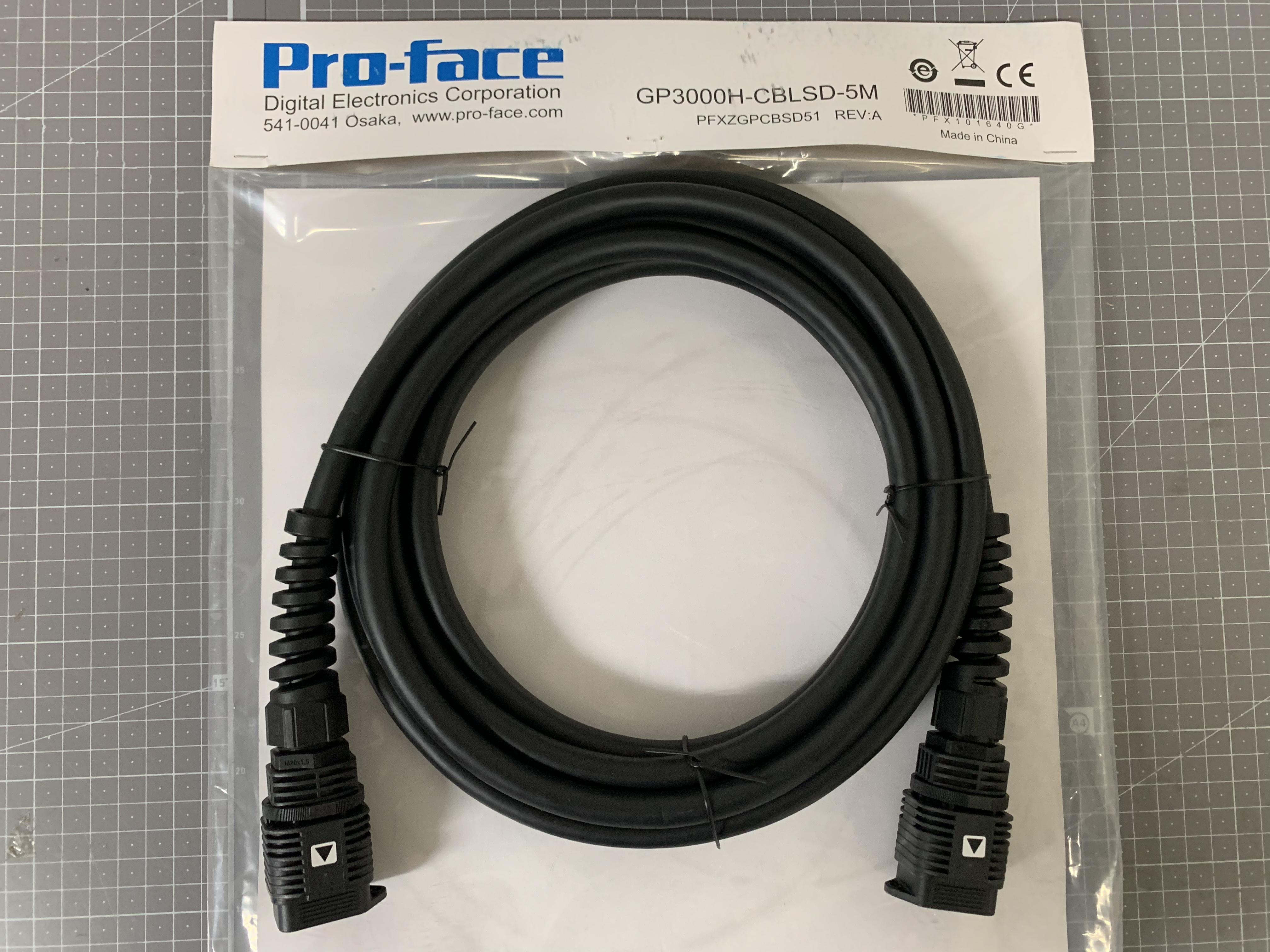GP3000H-CBLSD-5M / Cable / PRO-FACE