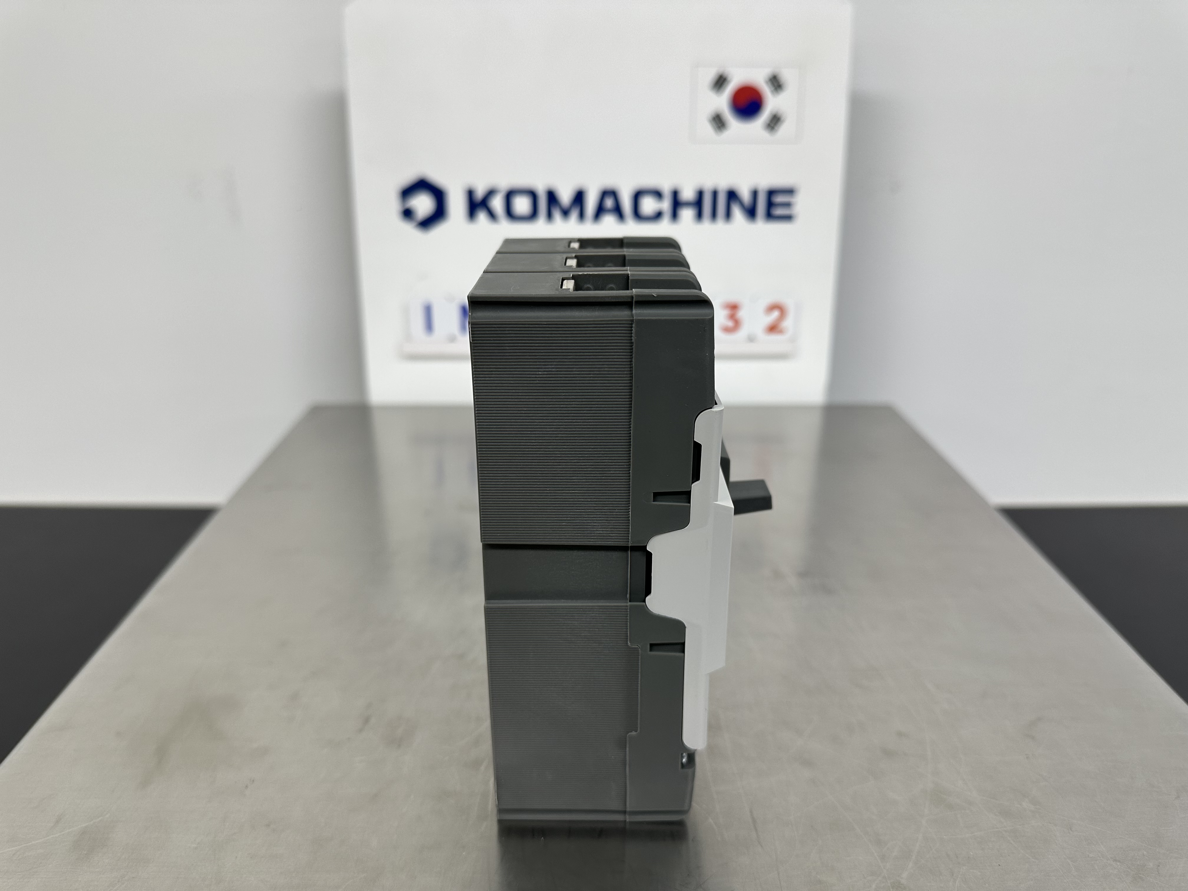 ABS103c-75A / Molded Case Circuit Breaker