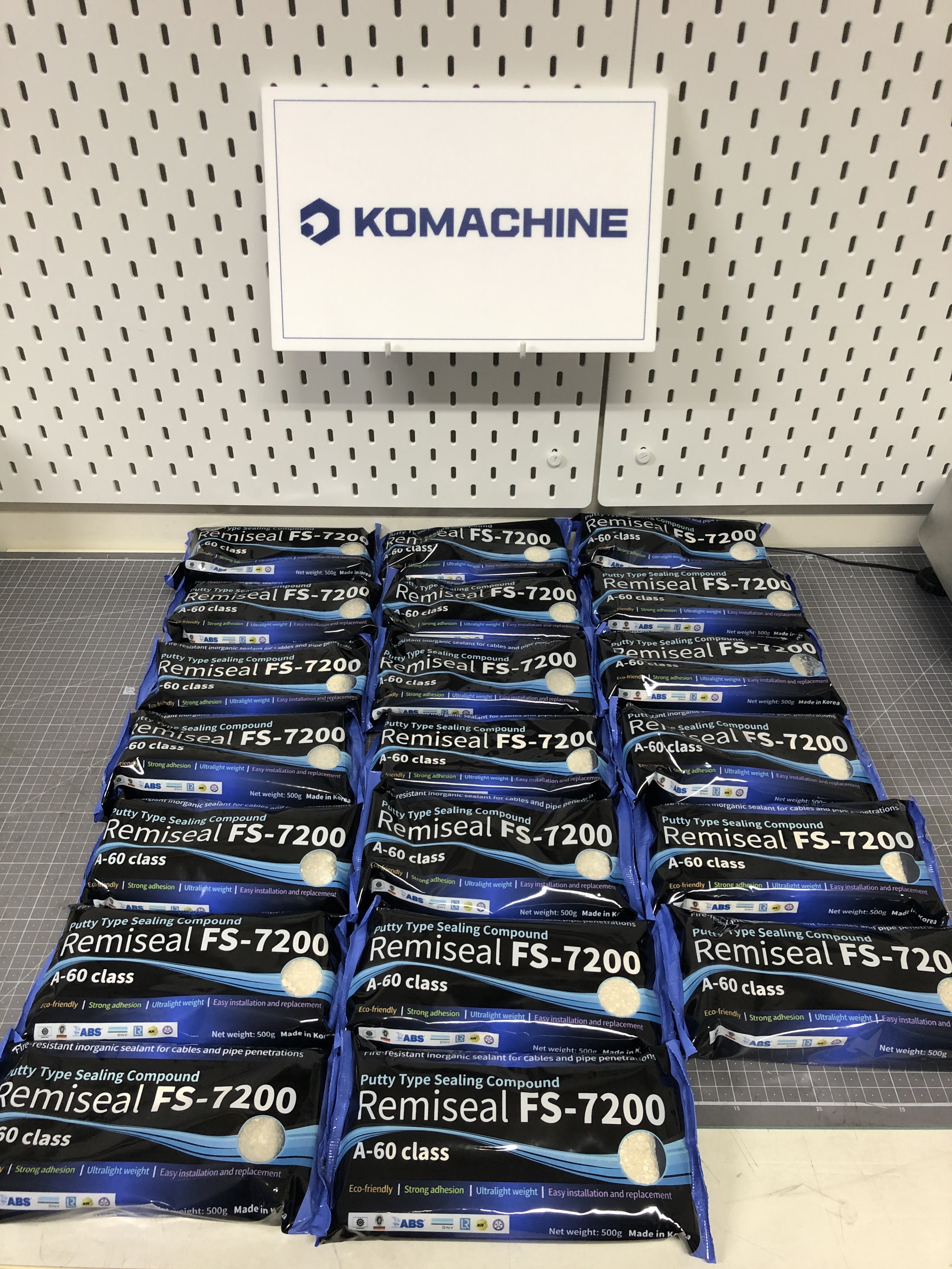 FS-7200 / Putty Type Compound / REMITITE