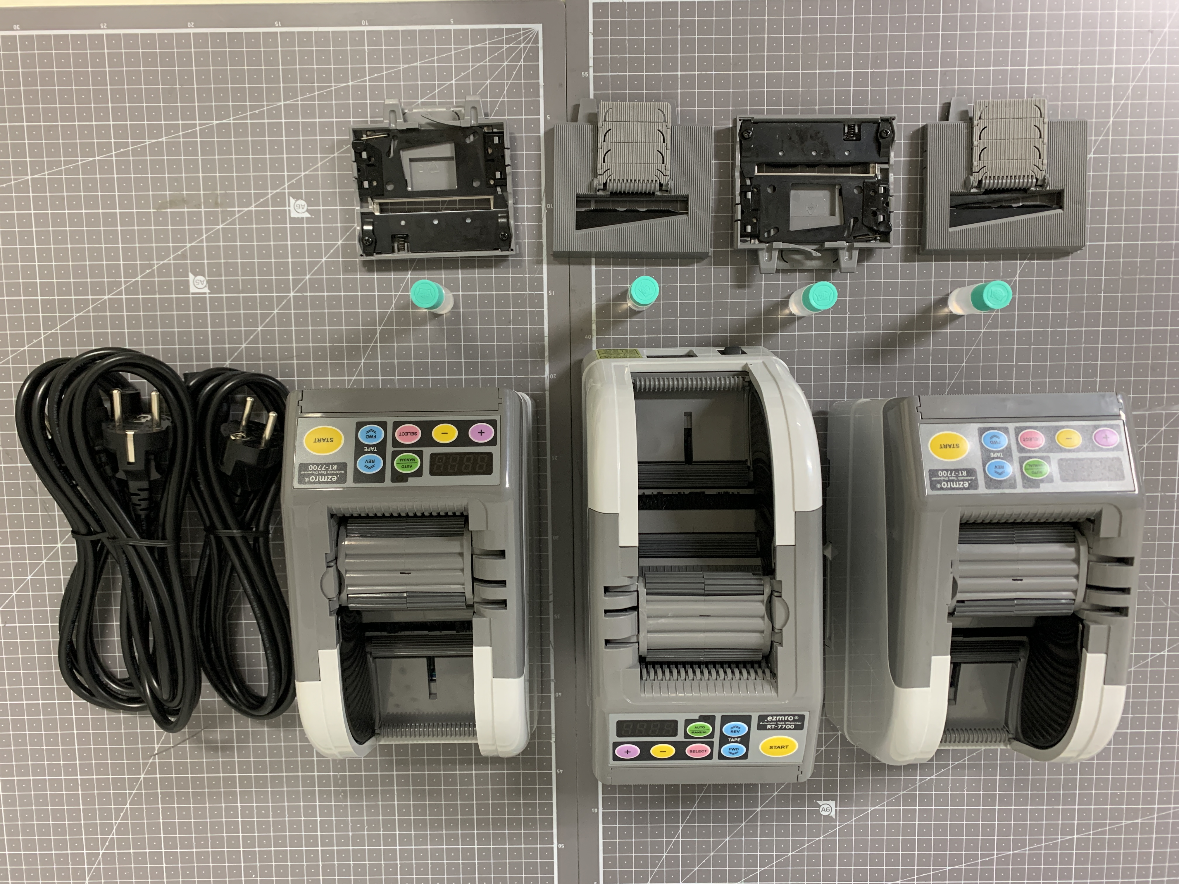 RT-7700 / Tape Dispenser / EZMRO