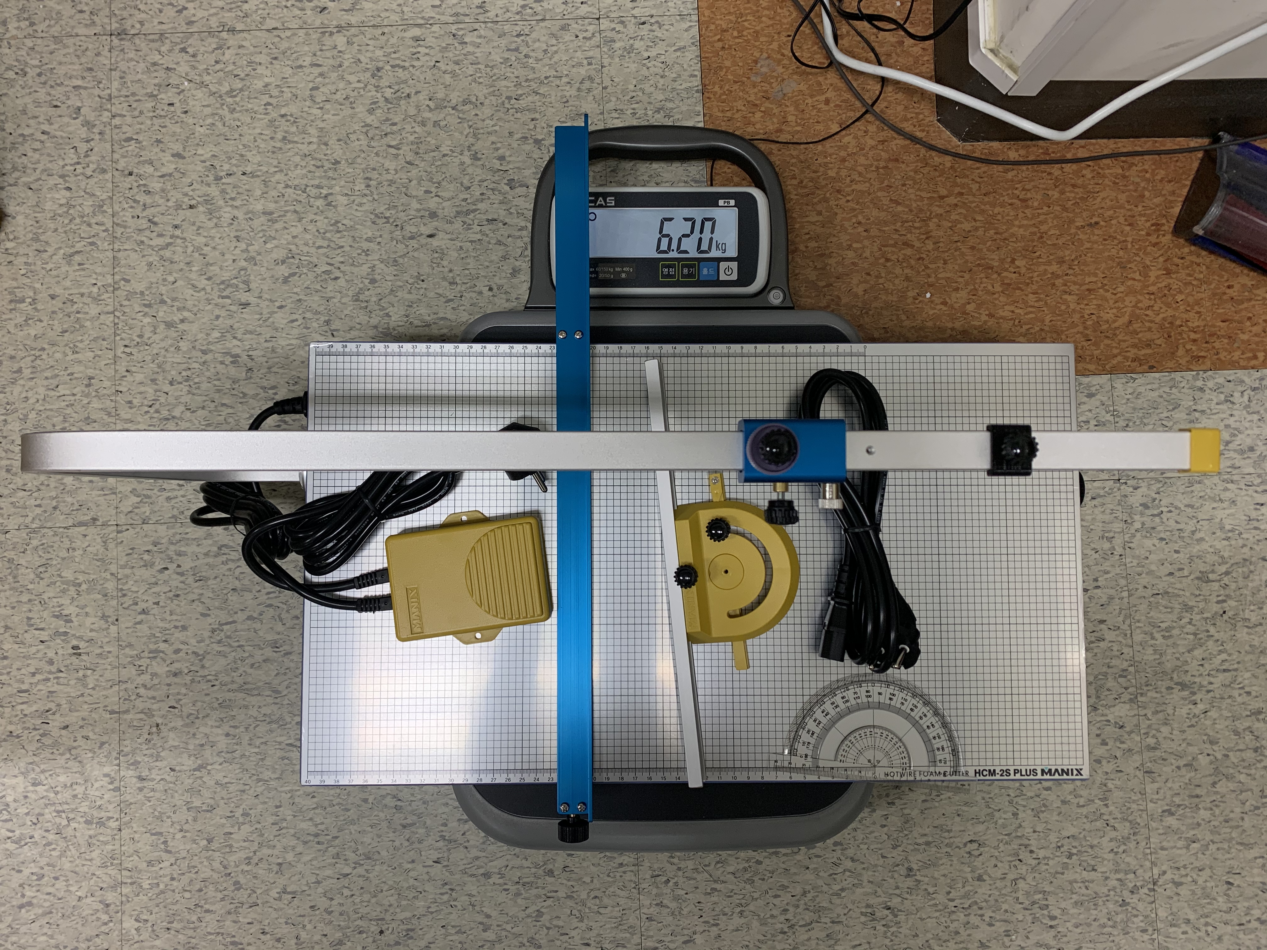 HCM-2S / Hotwire Foam Cutter / MANIX