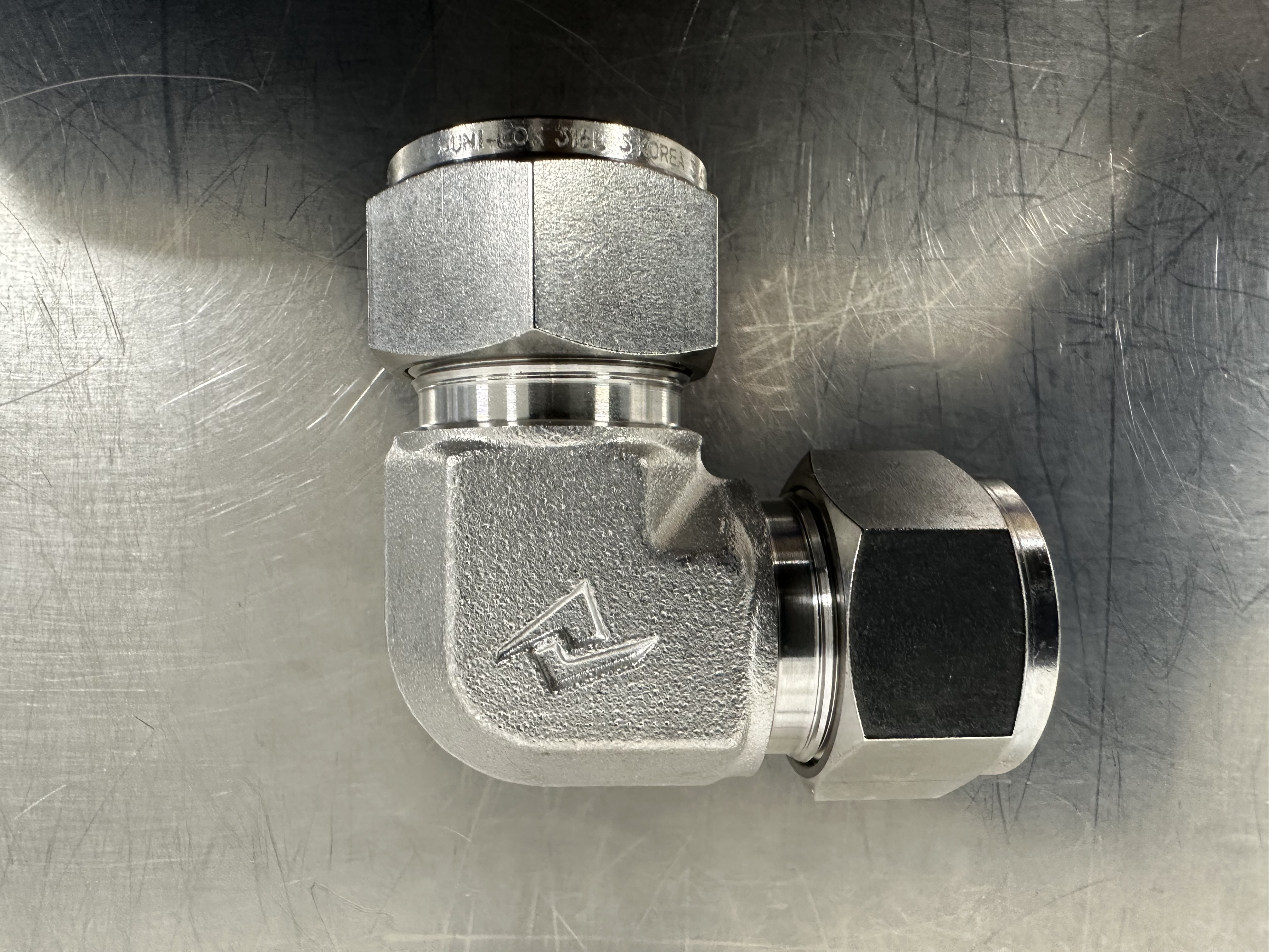 UEU-12-SS / Tube Fitting / UNILOK