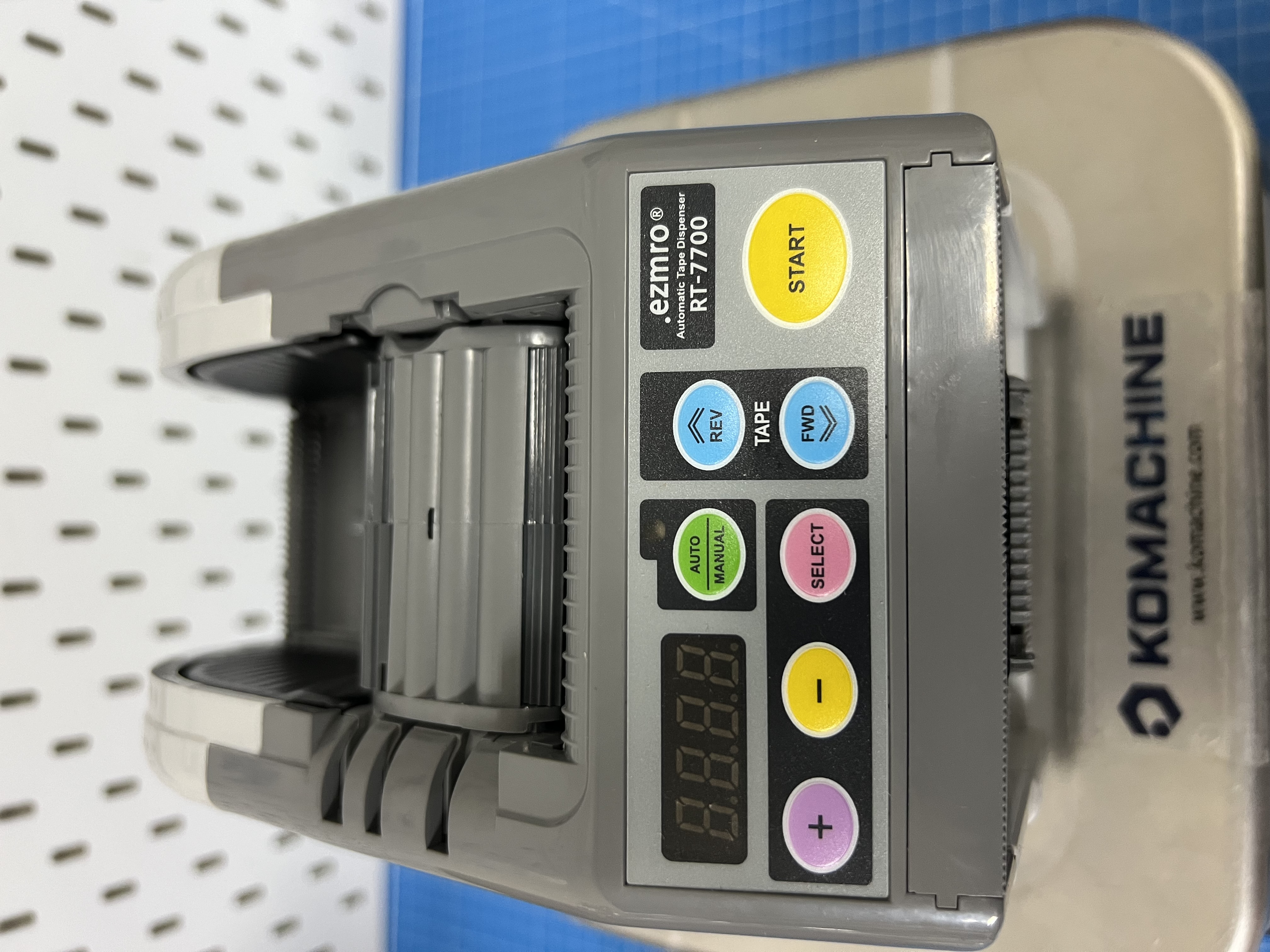 RT-7700 / Tape Dispenser / EZMRO