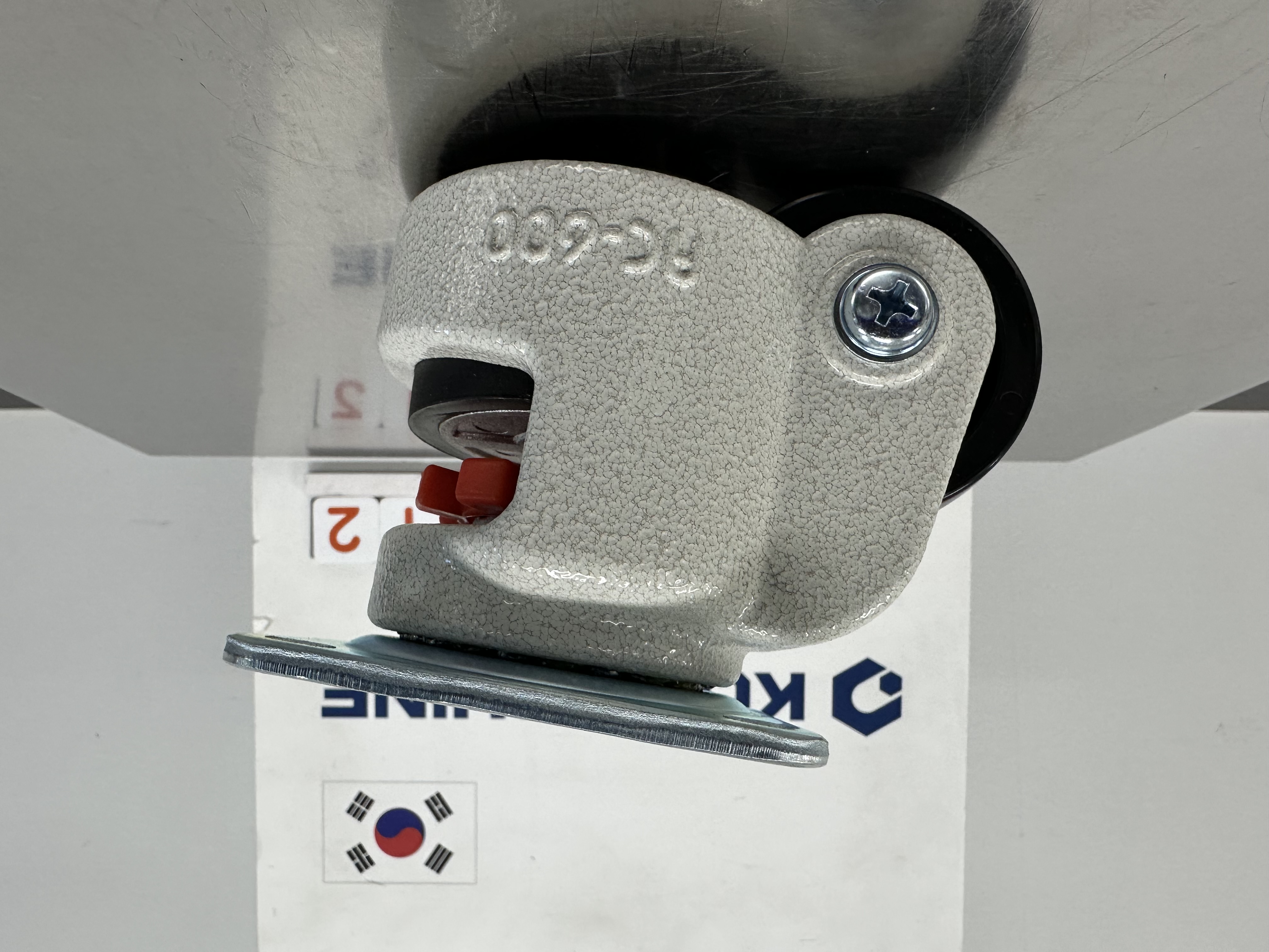 AC-600F / Caster / AUTO CFT