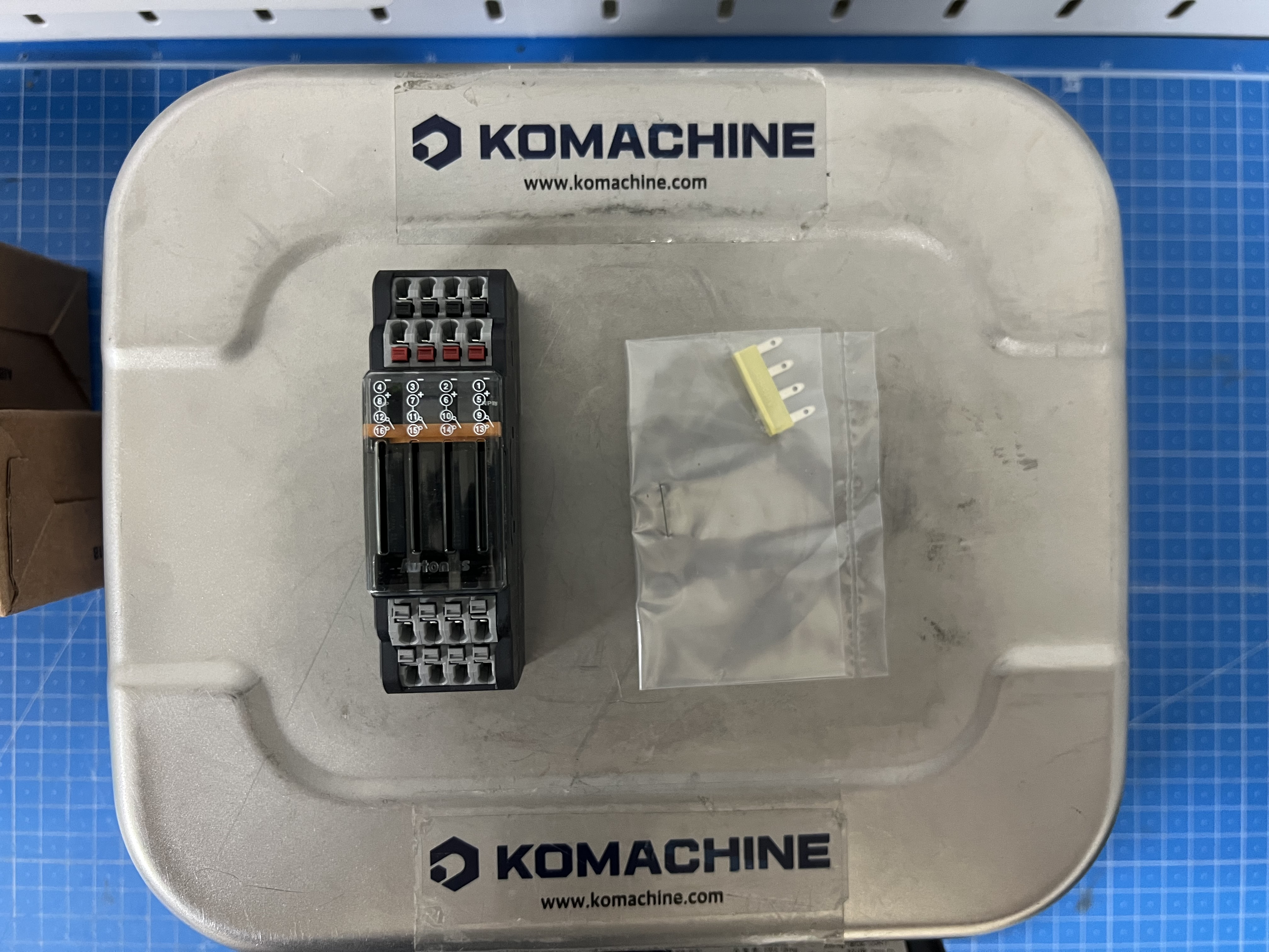 ASL-L04MP0-UN / SSR Terminal Block / AUTONICS