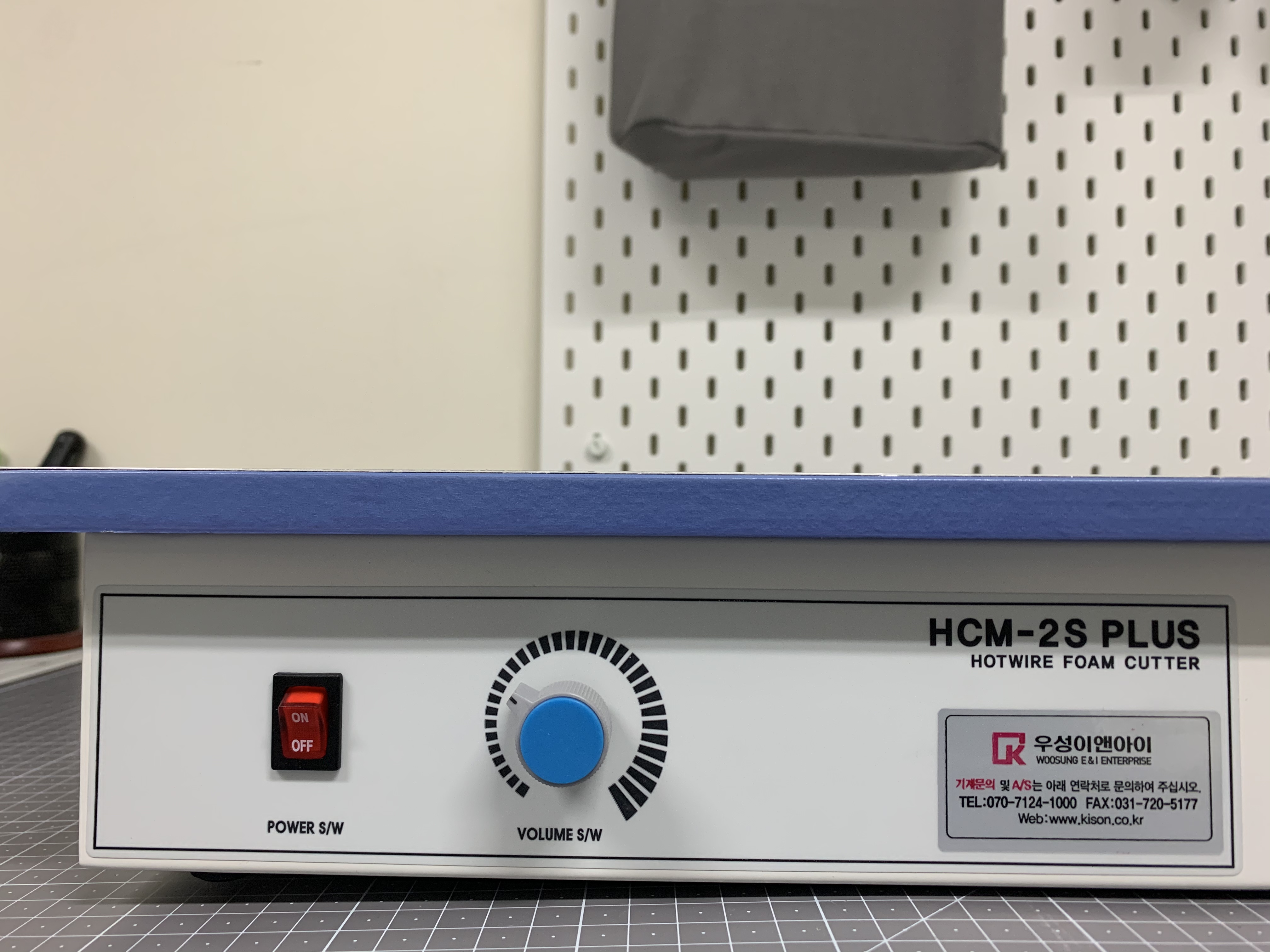 HCM-2S / Hotwire Foam Cutter / MANIX