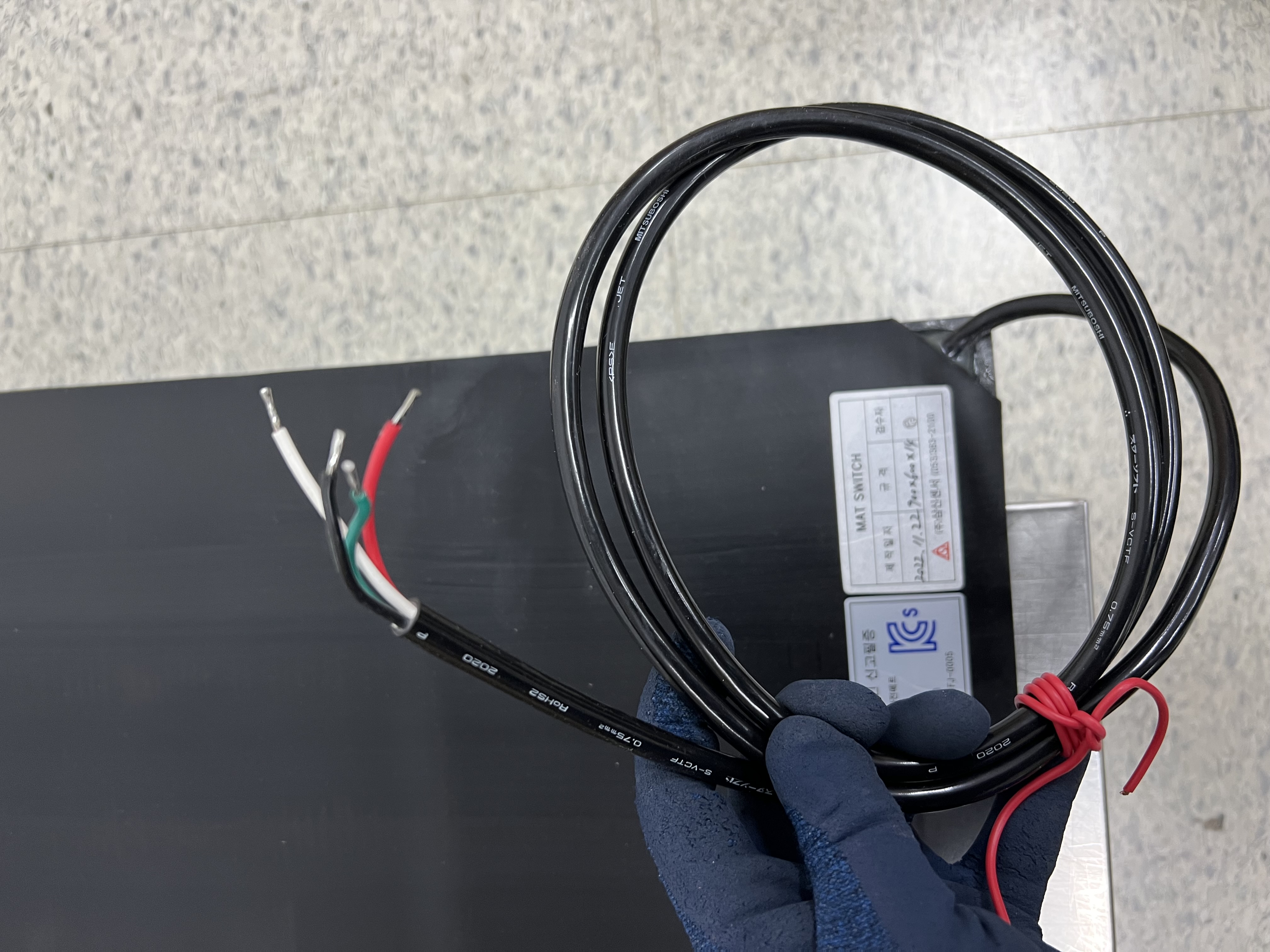 MS-1054R / Mat Switch / IDEC