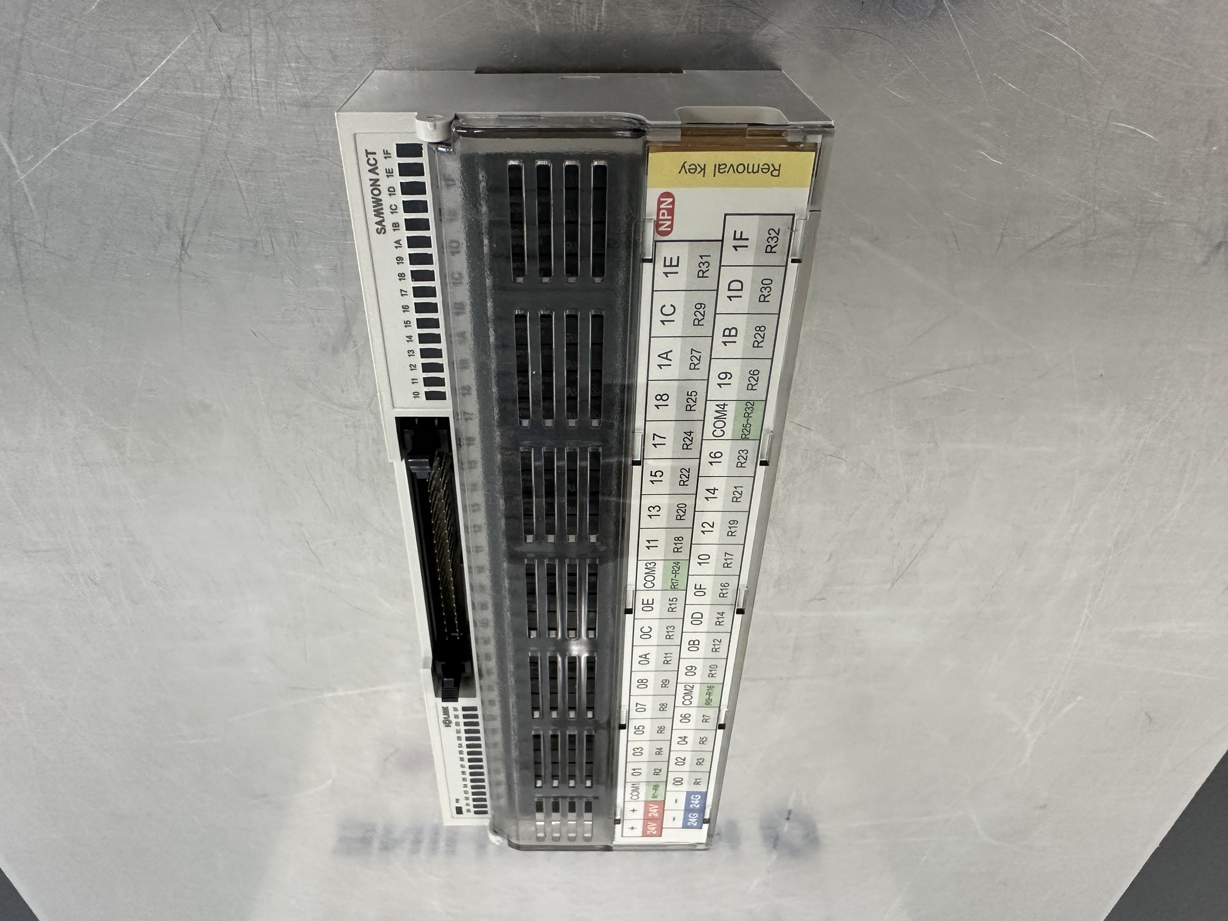 R32C-NS5A-40P / Slim Size Relay Terminal / SAMWON ACT (IOLINK)