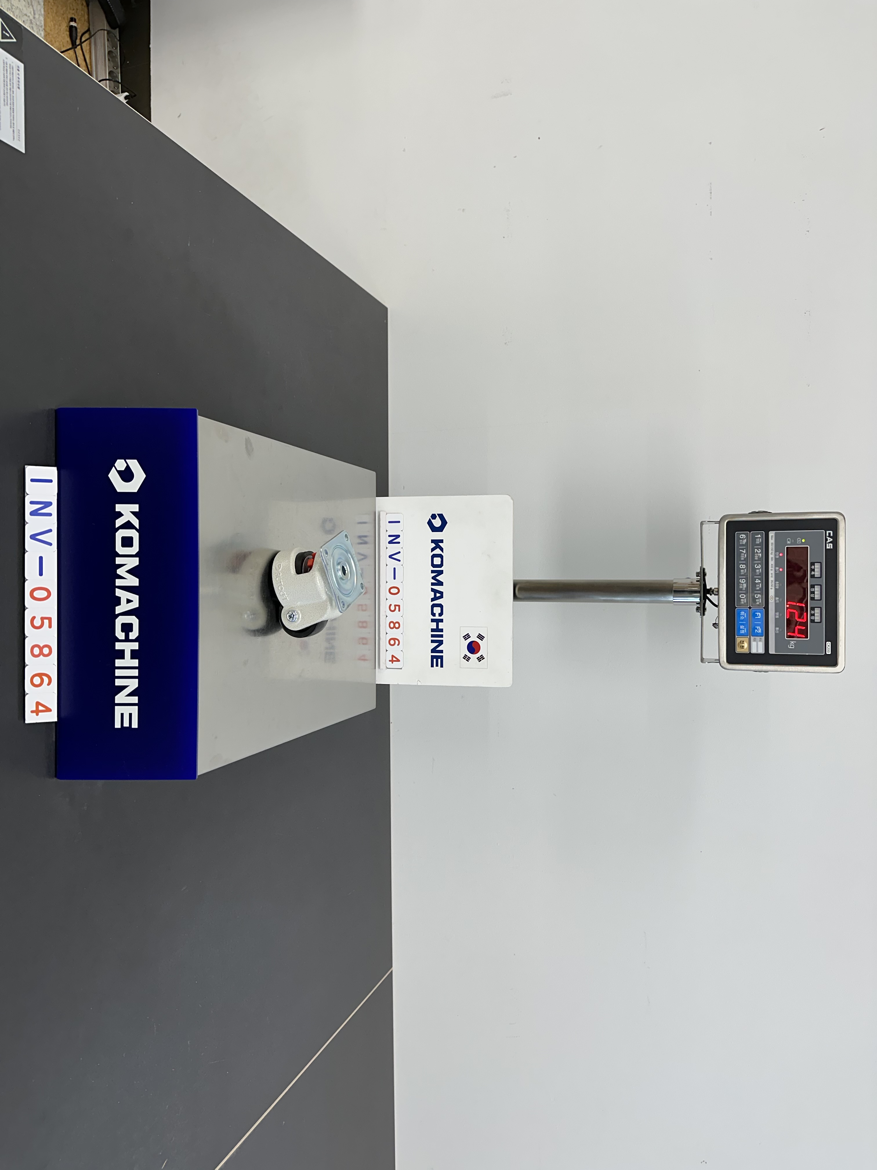 AC-600F / Caster / AUTO CFT