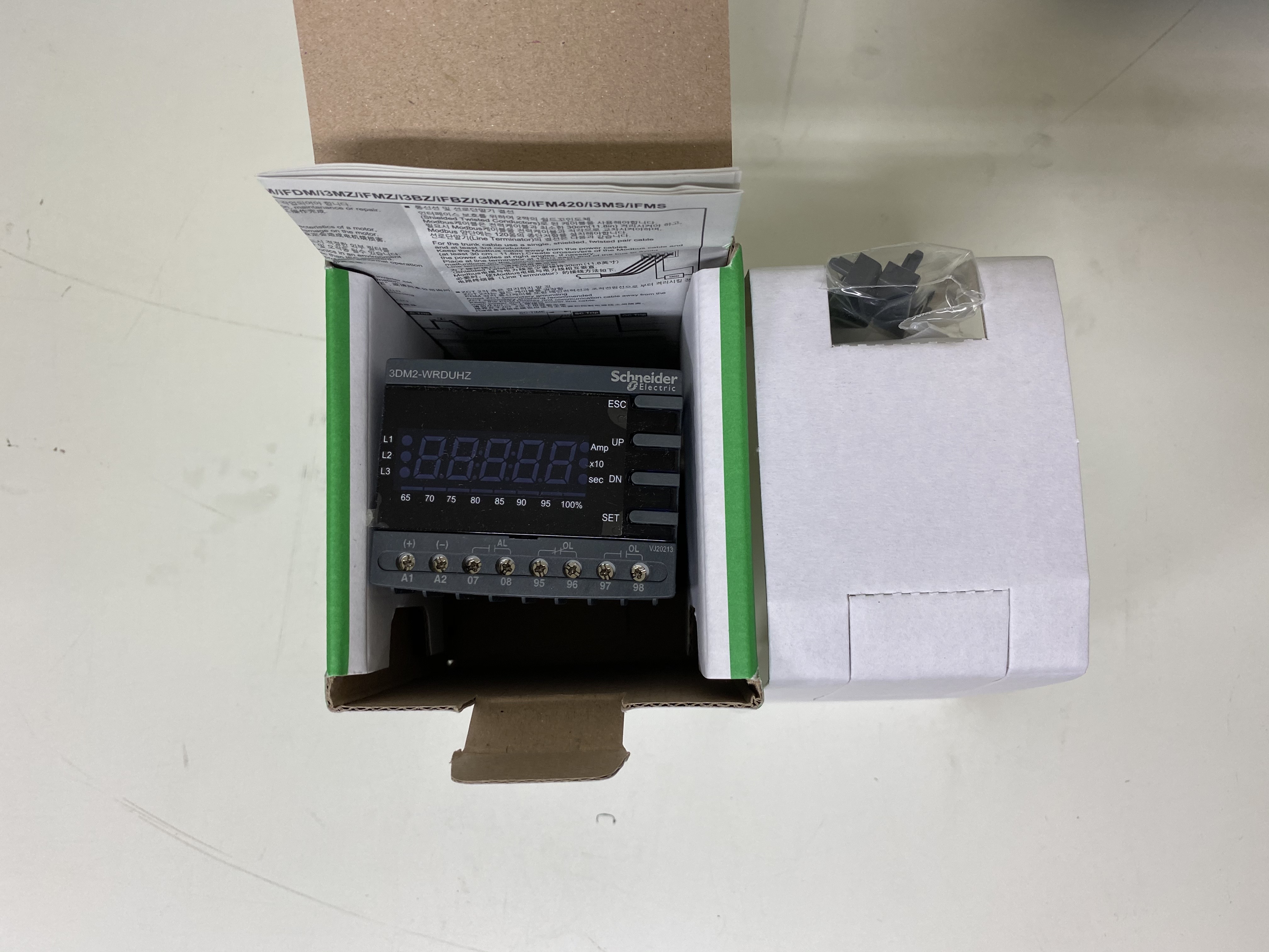 3DM2-WRDBWZ / Capacitor / SCHNEIDER ELECTRIC