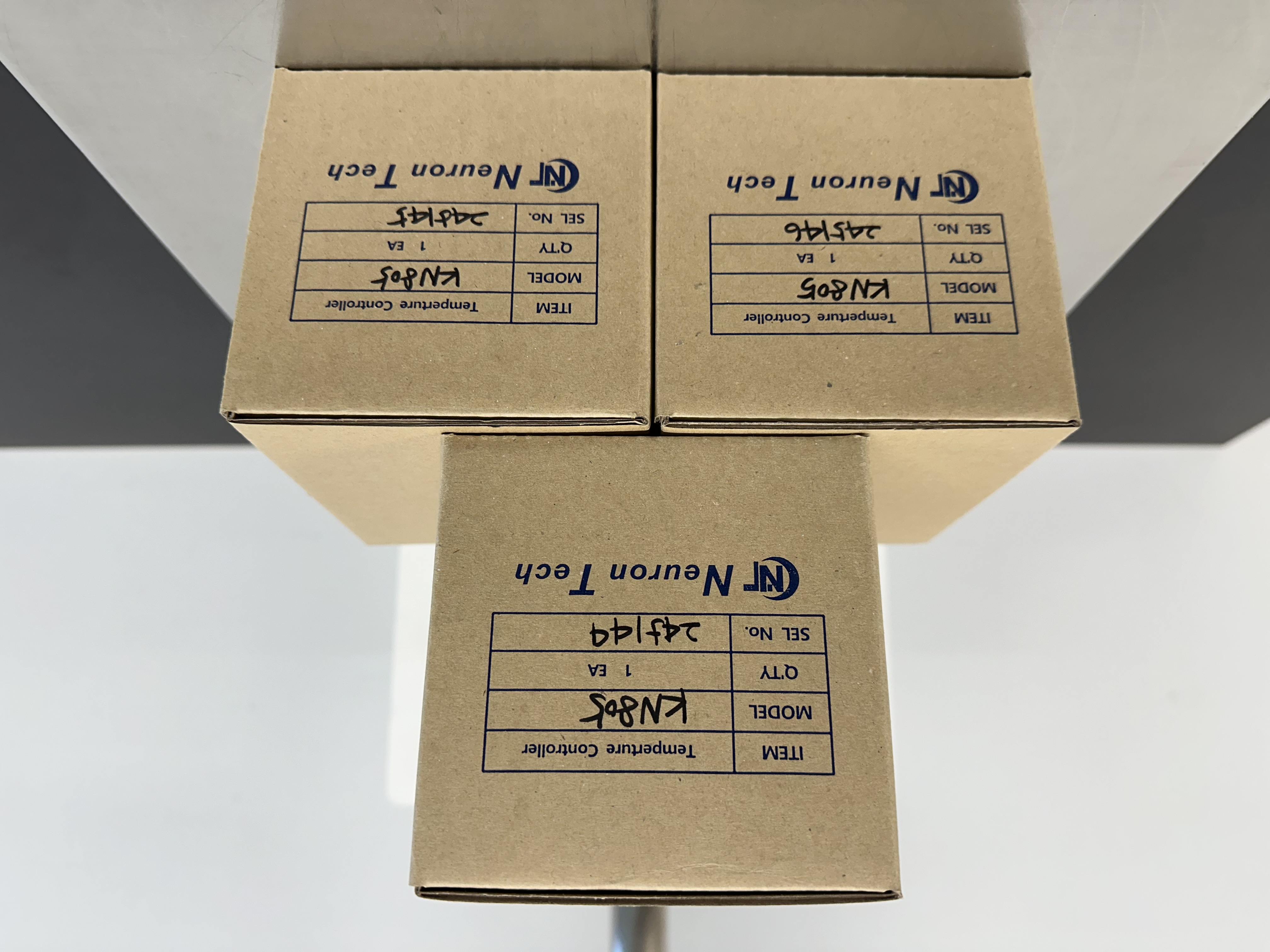 KN805 / Temperatute Controller / NEURON TECH