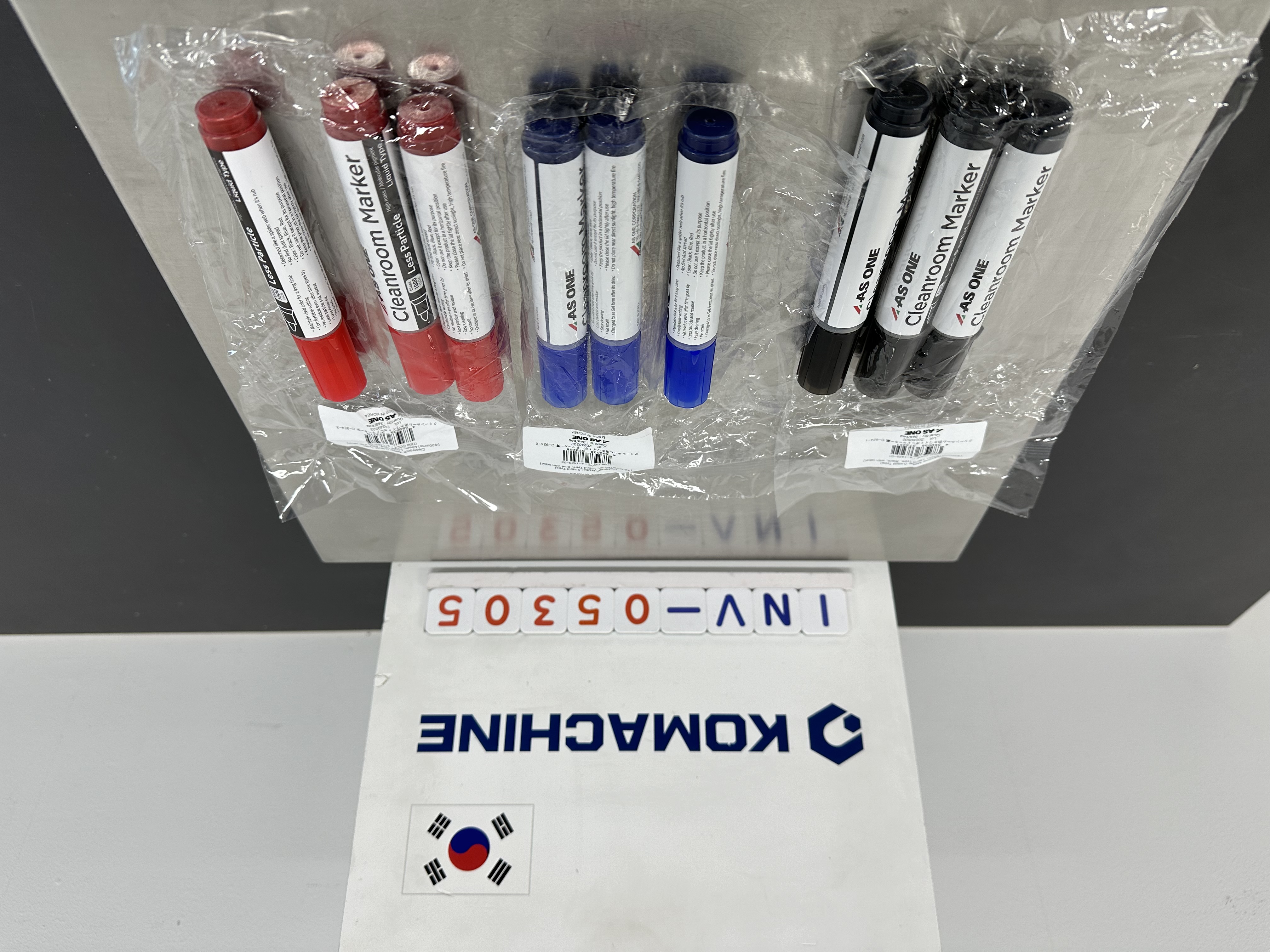 4-1423-01 / Cleanroom White Board Marker Black Color / ASONE