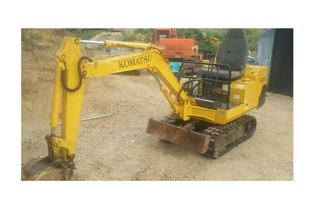 KOMATSU 15