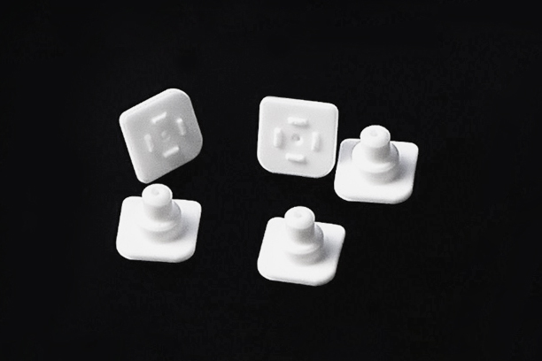 Ceramic for electromagnetism (Ceramic for pressure sensor)