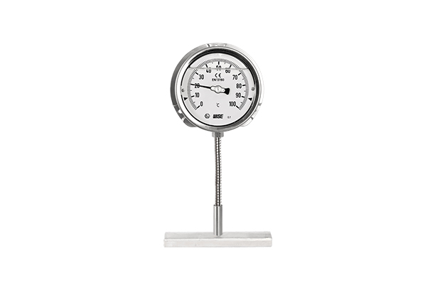 Remote reading thermometer with external mounting bracket on pipes and tanks