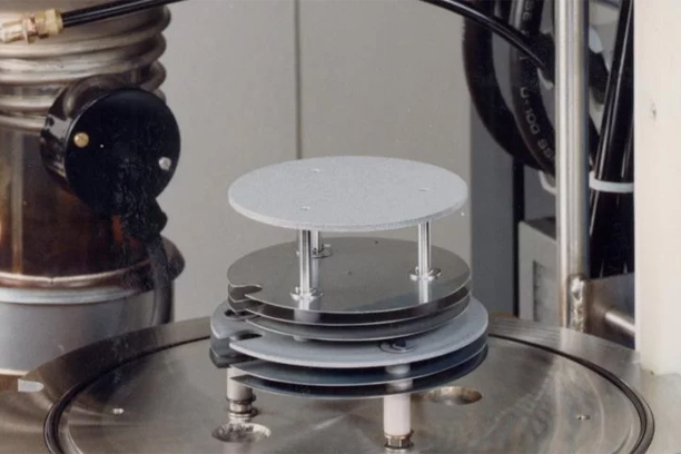 LABORATORY VACUUM FURNACES