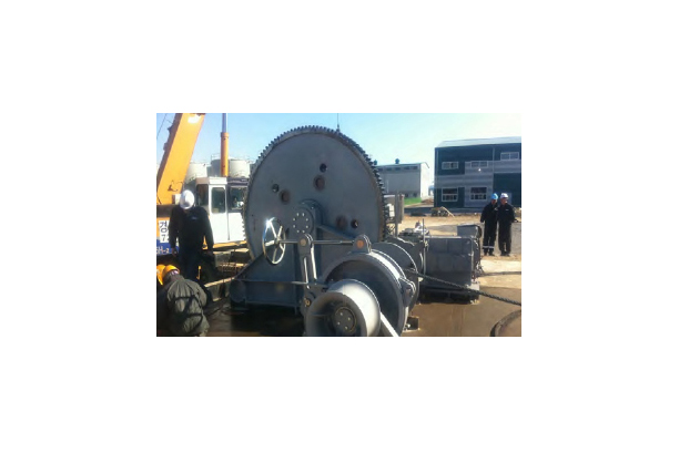 ANCHOR MOORING WINCH