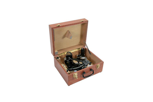NAUTICAL INSTRUMENT