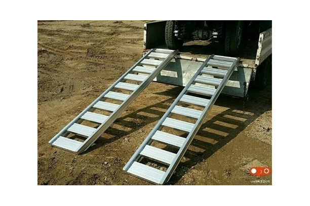 Aluminum Ladder