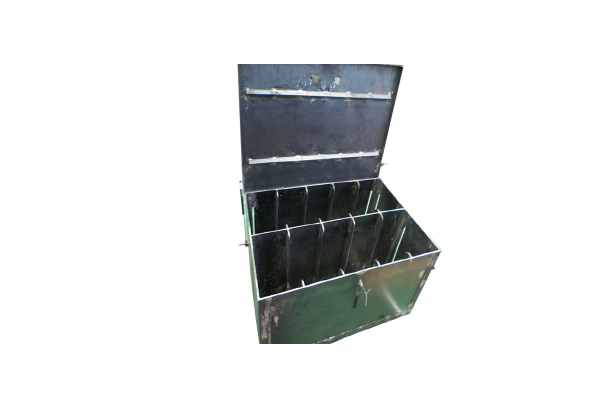 GASOLINE STOWAGE TANK