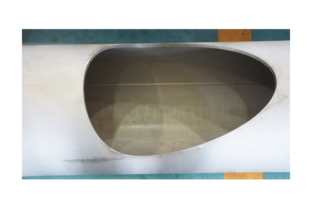 LNG Ship Nozzle Hole