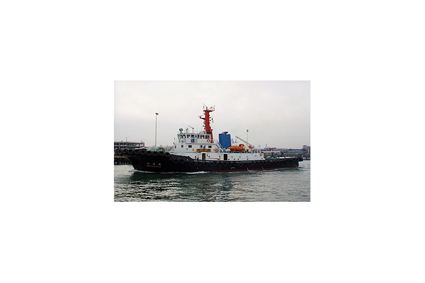 Tug boat